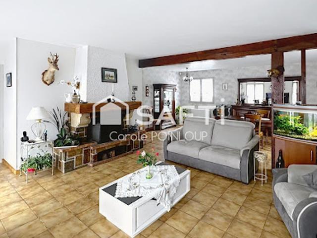 Vente Maison 6 pièces 155 m2 Ozoir la ferriere