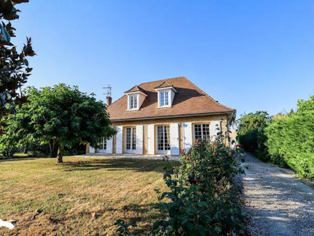 Vente Maison 7 pièces 185 m2 Lamonzie Saint Martin