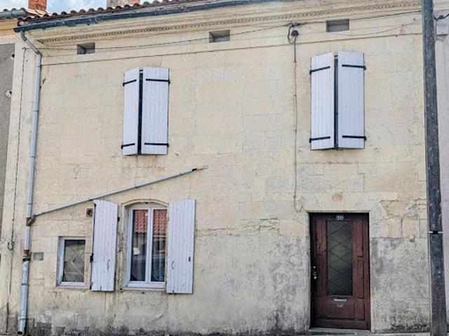 Vente Maison 6 pièces 155 m2 Riberac