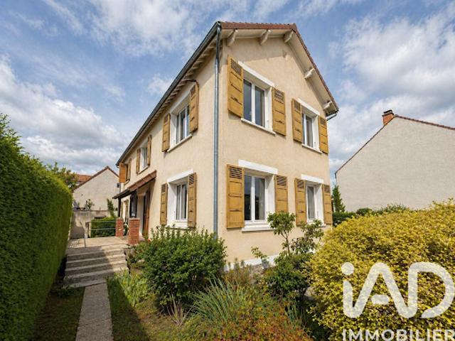 Vente Maison 6 pièces 155 m2 Sainte genevieve des bois