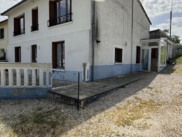Vente Maison 6 pièces 155 m2 Vaux lès Mouron