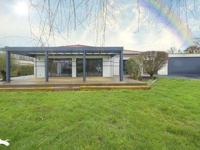 Vente Maison 6 pièces 156 m2 Mios