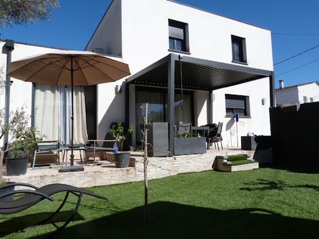 Vente Maison 6 pièces 156 m2 Nimes