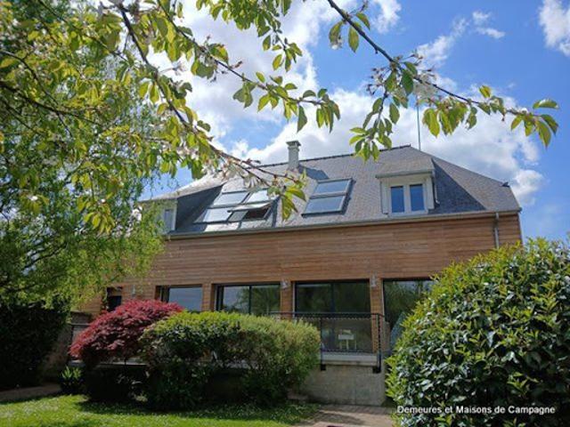 Vente Maison 6 pièces 156 m2 Saint Hilaire du Harcouët