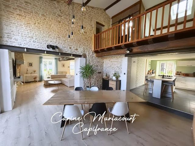 Vente Maison 6 pièces 157 m2 Aigondigné
