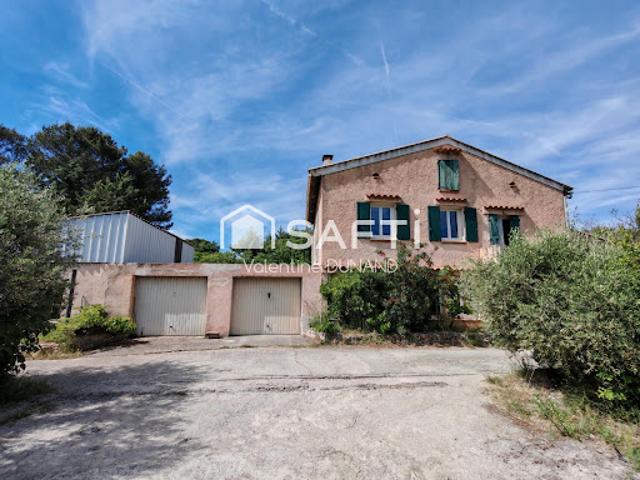 Vente Maison 6 pièces 157 m2 Brignoles