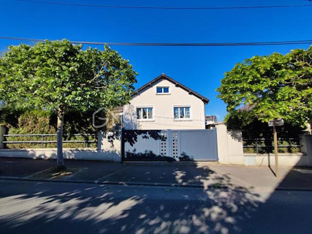 Vente Maison 6 pièces 157 m2 Champs sur Marne
