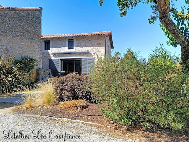 Vente Maison 6 pièces 157 m2 Exireuil