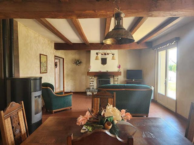 Vente Maison 6 pièces 157 m2 La Chapelle Saint Sauveur