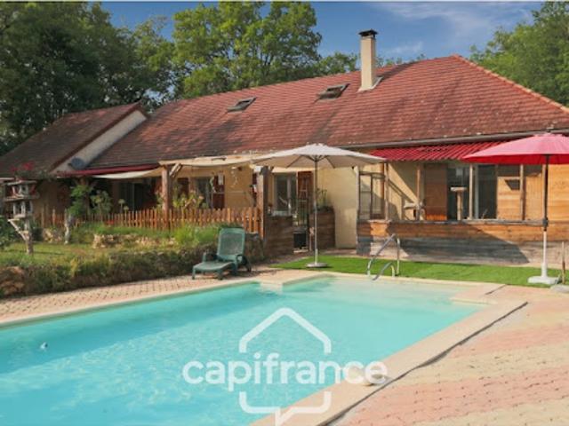 Vente Maison 6 pièces 157 m2 Saint Aubin de Nabirat