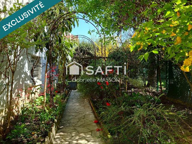 Vente Maison 6 pièces 157 m2 Villejuif