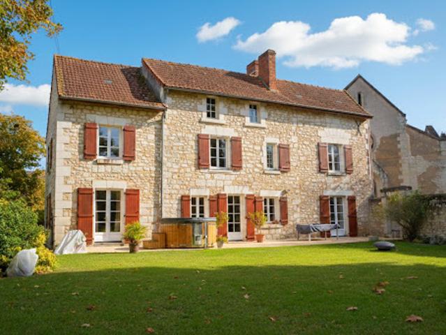 Vente Maison 6 pièces 157.25 m2 Chatellerault