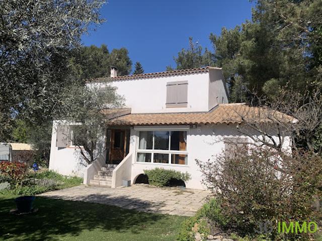 Vente Maison 6 pièces 158 m2 Belcodène