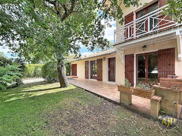 Vente Maison 6 pièces 158 m2 Gujan Mestras