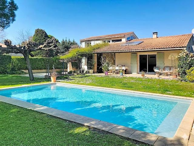 Vente Maison 6 pièces 158 m2 Roquemaure