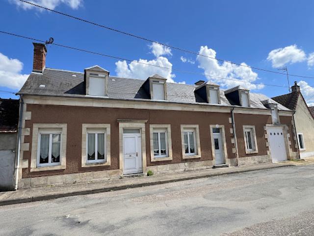 Vente Maison 6 pièces 158.5 m2 Saint Amand Montrond