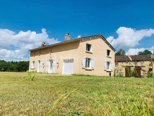 Vente Maison 6 pièces 159 m2 Le Fouilloux