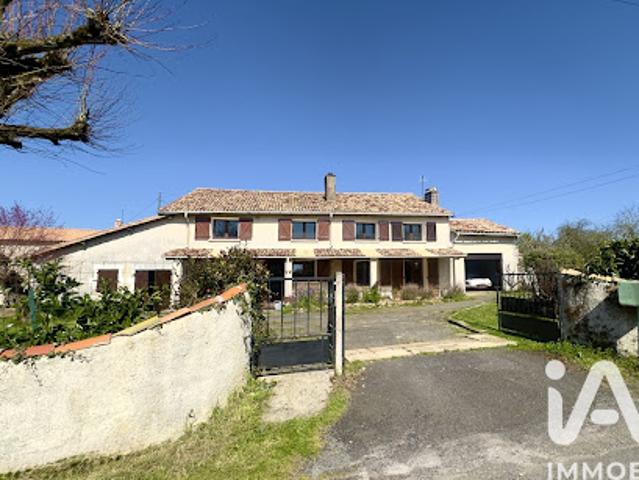Vente Maison 6 pièces 159 m2 Romagne