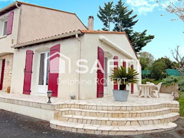 Vente Maison 6 pièces 159 m2 Saintes