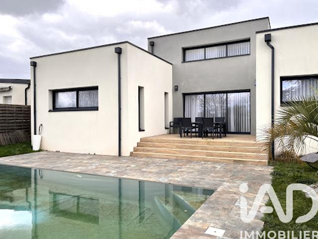 Vente Maison 6 pièces 150 m2 Montreuil Juigné