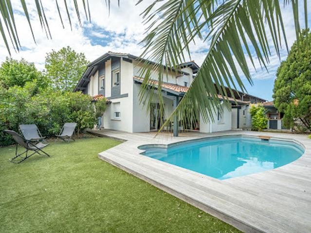 Vente Maison 6 pièces 150 m2 Anglet