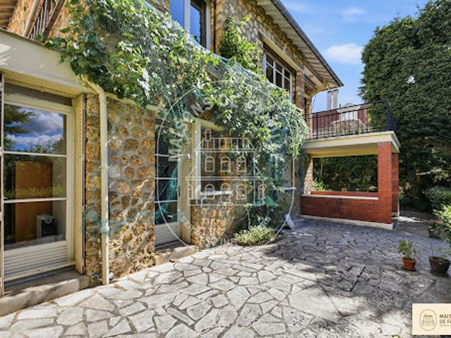 Vente Maison 6 pièces 150 m2 Garches