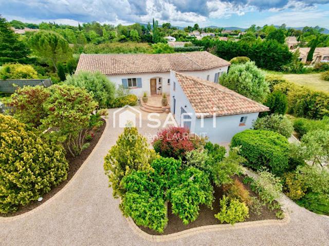Vente Maison 6 pièces 150 m2 Garéoult