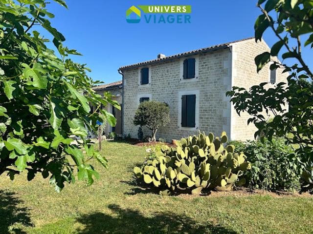 Vente Maison 6 pièces 150 m2 Gémozac