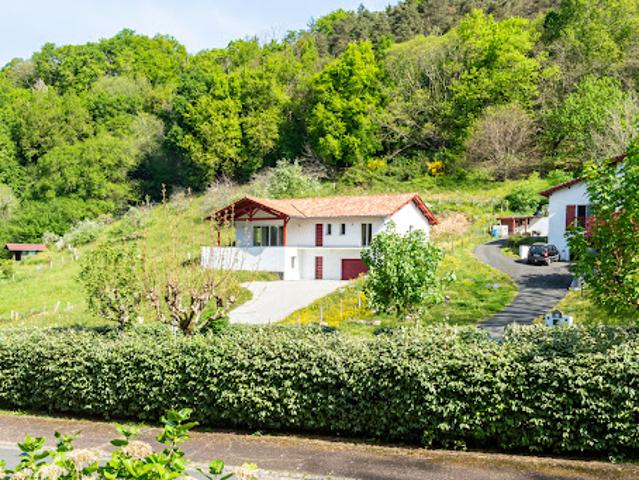 Vente Maison 6 pièces 150 m2 Hendaye