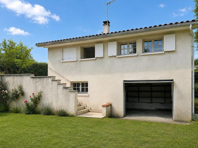 Vente Maison 6 pièces 150 m2 Léognan