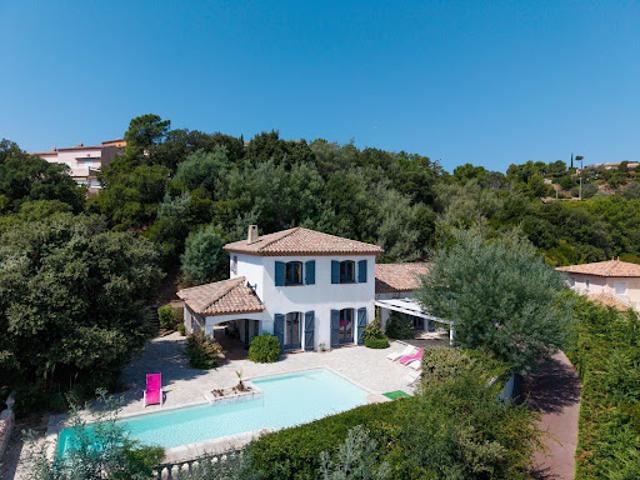 Vente Maison 6 pièces 150 m2 Les issambres