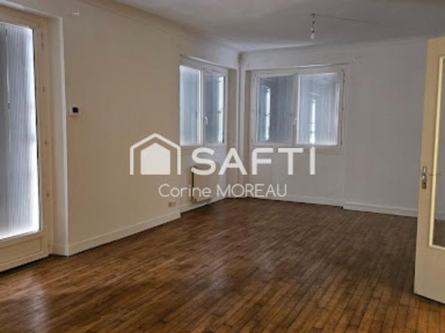 Vente Maison 6 pièces 150 m2 Puymoyen