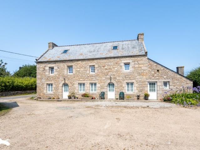 Vente Maison 6 pièces 150 m2 Plouescat