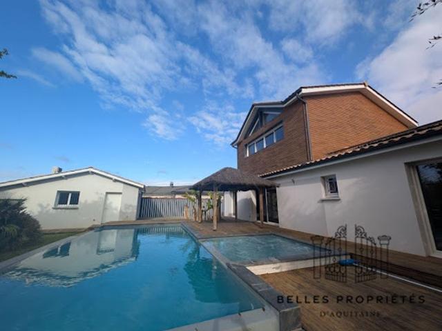 Vente Maison 6 pièces 150 m2 Saint Loubès