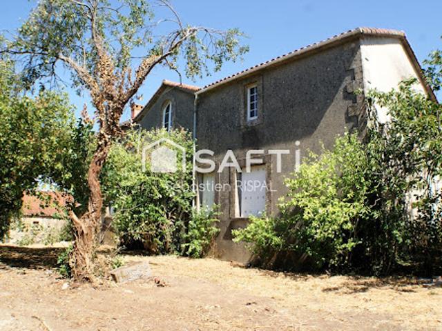 Vente Maison 6 pièces 150 m2 Saint Pierre du Chemin