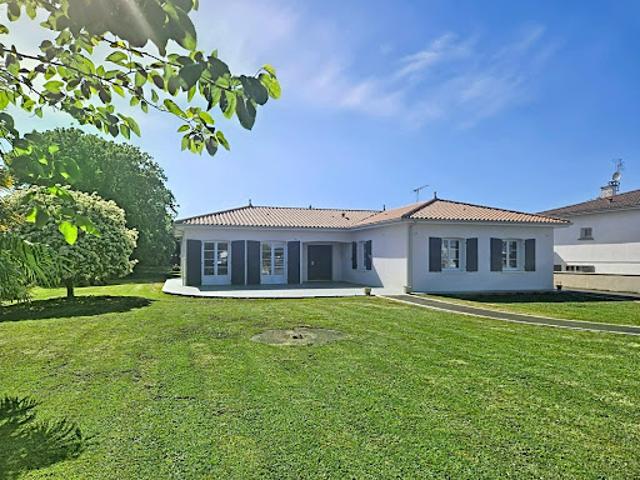Vente Maison 6 pièces 150 m2 Tonnay Charente
