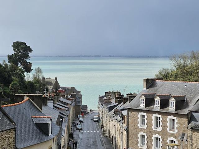 Vente Maison 6 pièces 151 m2 Cancale