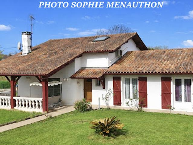 Vente Maison 6 pièces 151 m2 Larressore