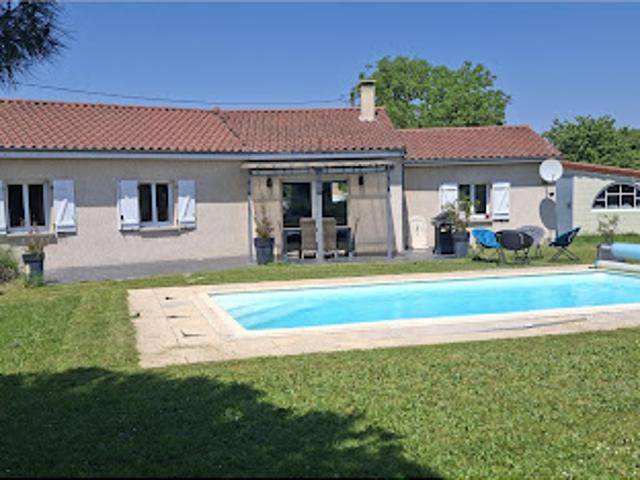 Vente Maison 6 pièces 151 m2 Randan