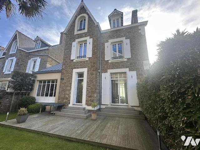 Vente Maison 6 pièces 151 m2 Saint Malo