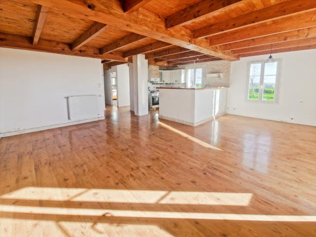 Vente Maison 6 pièces 152 m2 Breuil la Réorte