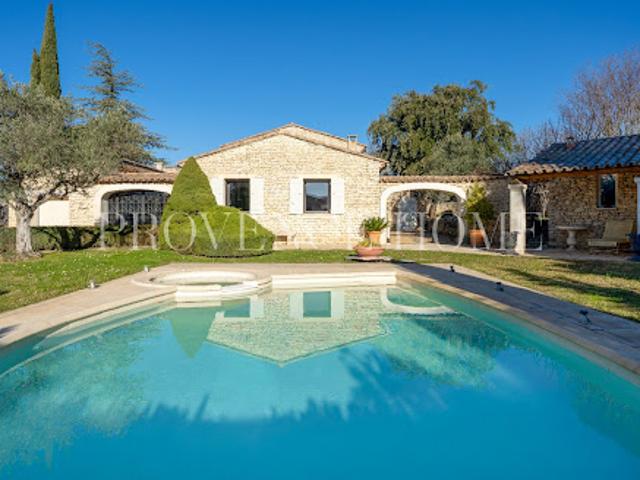 Vente Maison 6 pièces 153 m2 Gordes