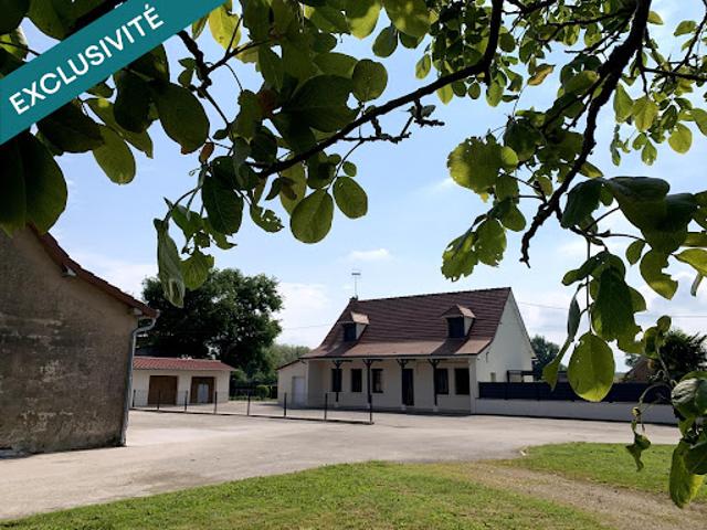 Vente Maison 6 pièces 153 m2 Saint Germain du Bois