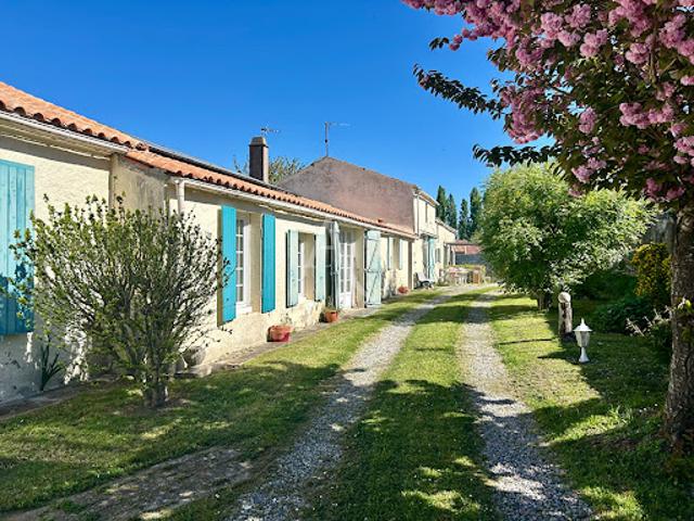 Vente Maison 6 pièces 164.87 m2 Chaillé les Marais