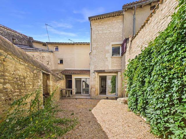 Vente Maison 6 pièces 165 m2 Mirebeau