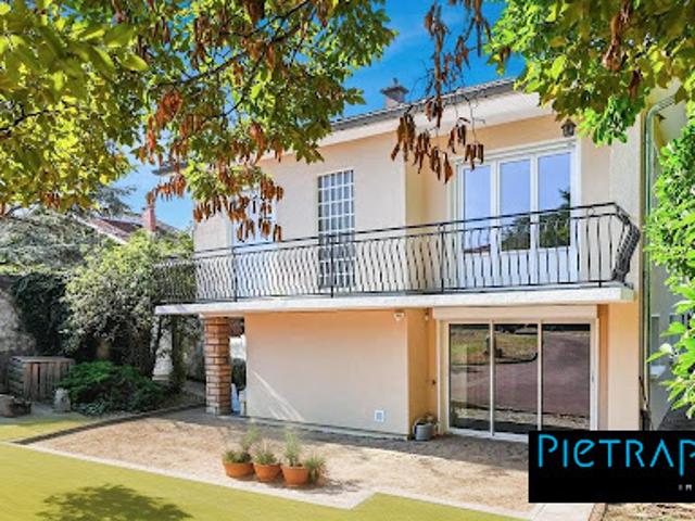 Vente Maison 8 pièces 165 m2 Lyon 9ème