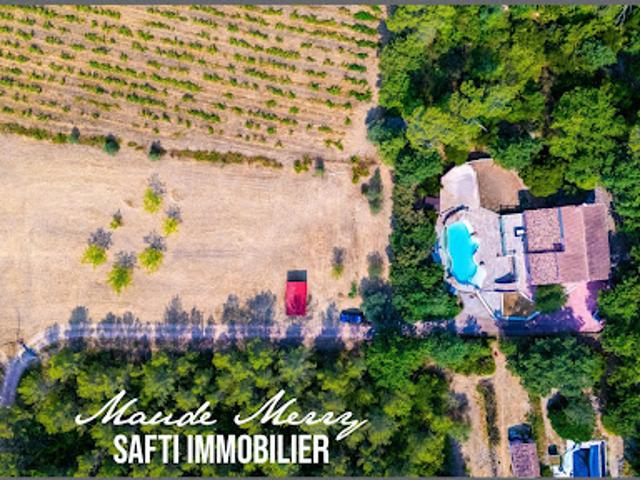 Vente Maison 6 pièces 165 m2 La Roquebrussanne