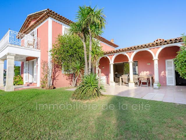 Vente Maison 6 pièces 165 m2 Port grimaud