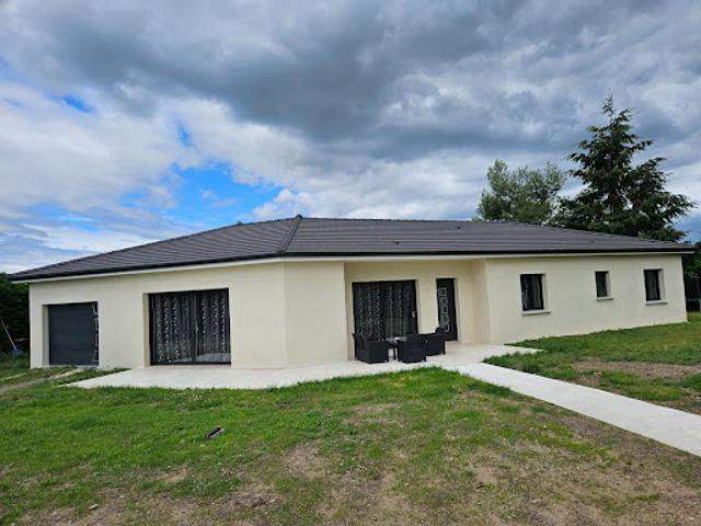 Vente Maison 6 pièces 165 m2 Saint Rémy en Rollat