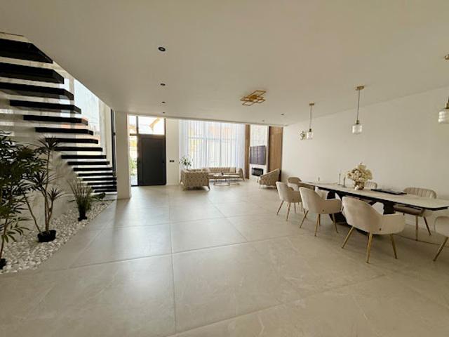 Vente Maison 6 pièces 165 m2 Sainte genevieve des bois